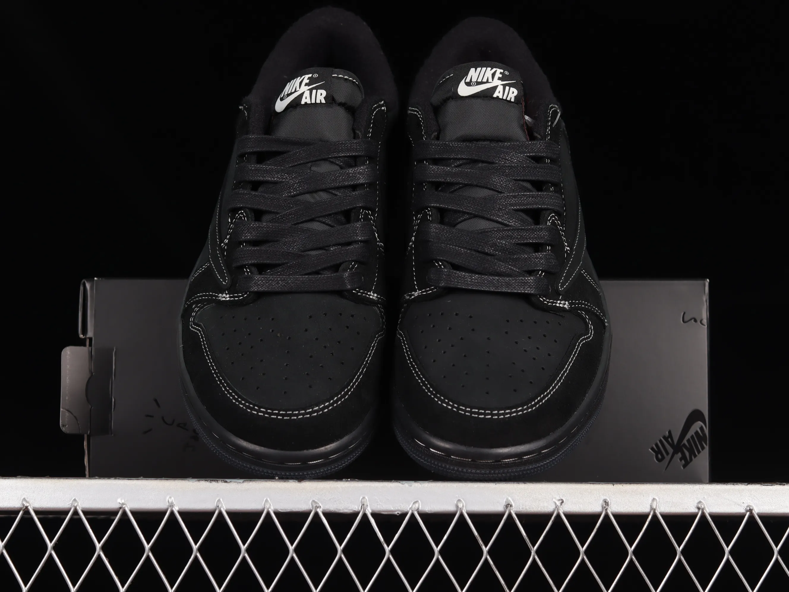 All Categories Air Jordan Jordan Series Basketball Shoes Air Jordan 1 Low Pure Original Version Travis Scott x Air Jordan 1 Low OG "Triple Black" AJ1 Joe 1 Black Warrior Overhook DM7866-001